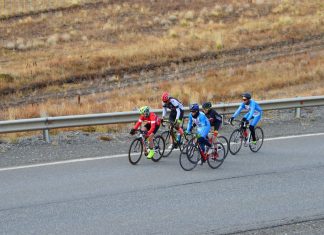 Tres jóvenes ciclistas de Caleta Olivia representarán a la provincia en los EPaDe