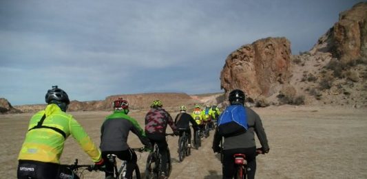 El Tour de la Aldea, un paseo en bicicleta que recorre la Patagonia profunda