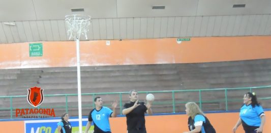 Los equipos más australes de “Cestoball” jugaron en Caleta Olivia